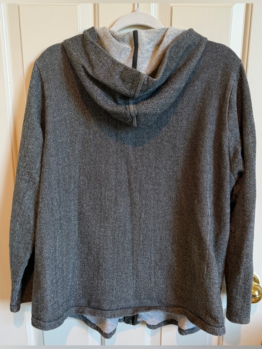 Lucky Brand Southwest style zippered hoodie.
GUC size XXL Grey & red tones - Picture 3 of 5